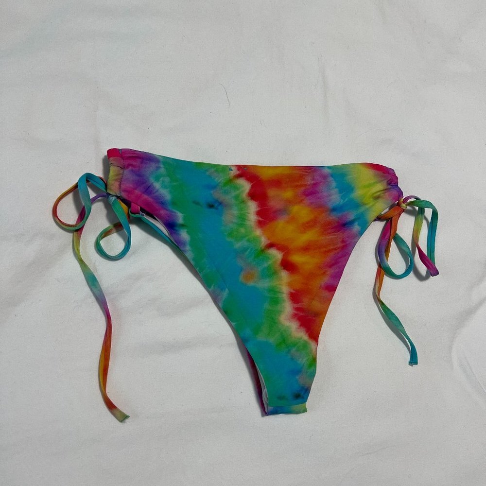 🚨 Last day Fri 🧳 Calzedonia Womens Bikini Bottom Tie Dye